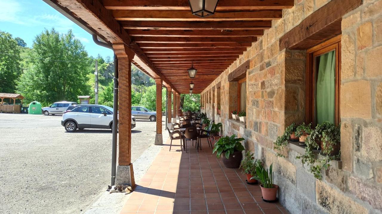 Hostal Restaurante Ventasierra Valdoré Exterior foto